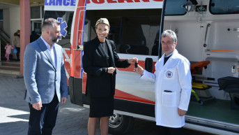 Donacija sanitetskog vozila Domu zdravlja u Štrpcu Donacija sanitetskog vozila Domu zdravlja u Štrpcu