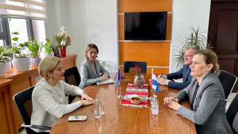 Kusari-Ljilja i ambasadorka Hrvatske 