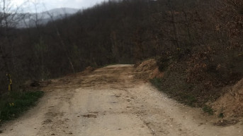zatrpan put u opštini Zubin Potok zatrpan put u opštini Zubin Potok