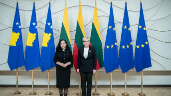 Vjosa Osmani i Ingrid Simonite