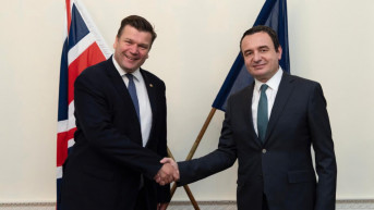 Aljbin Kurti sa britanskim ministrom oružanih snaga
