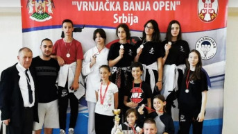 KK Zvečan KK Zvečan