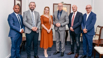 Rakić sa predstavnicima nevećinskih zajednica Rakić sa predstavnicima nevećinskih zajednica