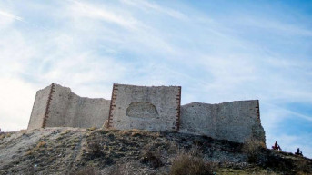 Tvrđava Novo Brdo Tvrđava Novo Brdo