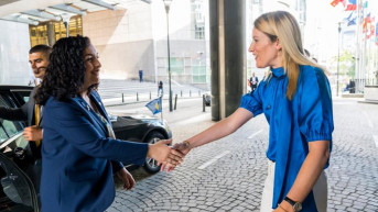Vjosa Osmani i Roberta Mecola Vjosa Osmani i Roberta Mecola