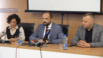 Čelnici opštine Severna Mitrovica.jpg Čelnici opštine Severna Mitrovica.jpg