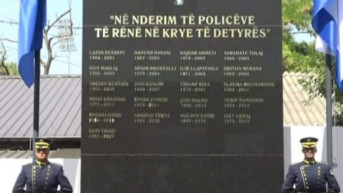 Spomenik palim policajcima na Kosovu