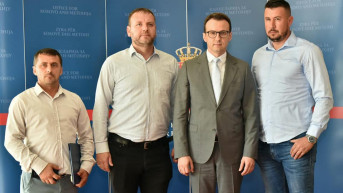 Petar Petković sa Srbima iz Velike Hoče Petar Petković sa Srbima iz Velike Hoče