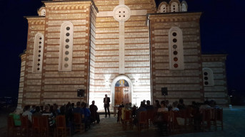 Predstava u porti crkve Svetog Dimitrija Predstava u porti crkve Svetog Dimitrija
