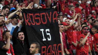 Transparent Kosovo je Albanija na utakmici u Švedskoj Transparent Kosovo je Albanija na utakmici u Švedskoj