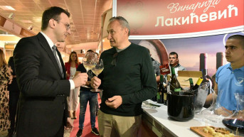 Petković na sajmu vina.jpg