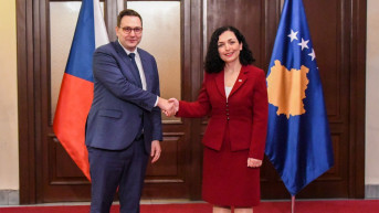 Jan Lipavski i Vjosa Osmani