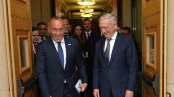 Ramuš Haradinaj i Džejms Matis