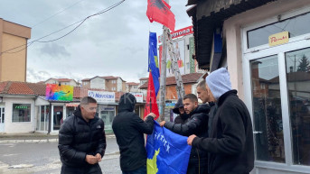 Zastave Kosova i Albanije u Bošnjačkoj mahali