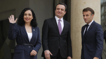 Vjosa Osmani, Aljbin Kurti i Emanuel Makron