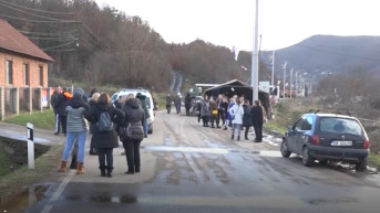 Srbi na barikadama 