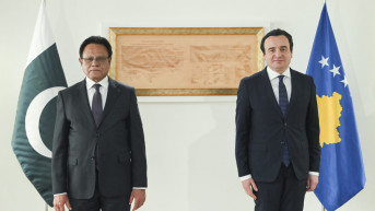 Kurti ambasador Pakistana Džunaid