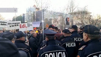 Protesti u Tirani