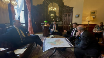 Lajčak, Dočerti i Pič