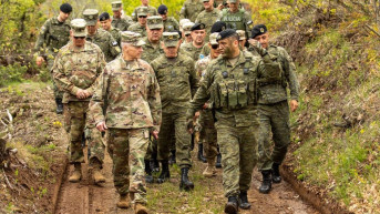 General Ozborn na vežbi KBS-a