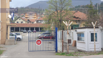 Kontejneri za glasanje u Leposaviću
