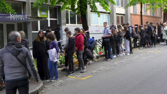 Građani odaju počast nastradalima u tragediji