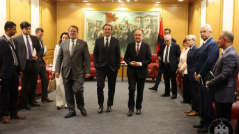 Marfi i Piters u Tirani