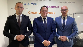Simić, Varhelji i Rakić