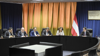 Kurti sa austrijskim poslanicima