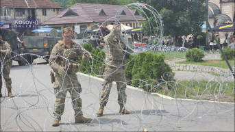 Leposavić Kfor sklanja žicu