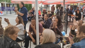Srbi u Zvečanu slave pobedu Novaka Đokovića na Rolan Garosu