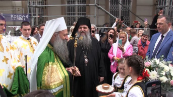 Patrijarha Porfirija u Beču dočekao veliki broj Srba