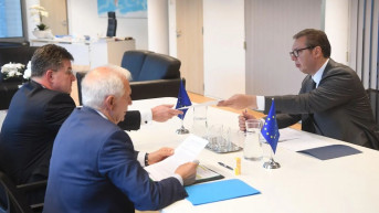 Vucic predaje Borelju i Lajcaku izvestaj o uhapsenim Srbima
