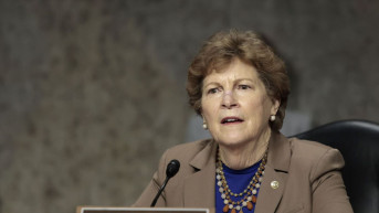 Senatorka Džin Šahin