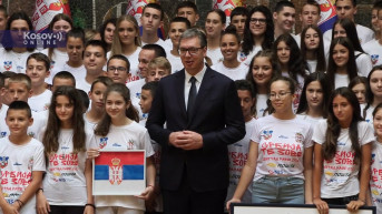 Vučić sa srpskom decom iz regiona