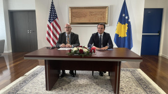 Džefri Hoveniier i Aljbin Kurti