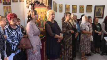 Milena Parlić u Manastiru Draganac