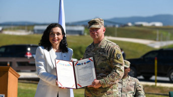 Vjosa Osmani i Met Dinena