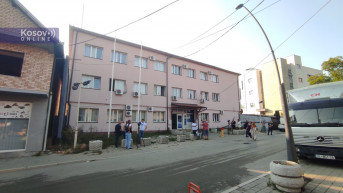 Zgrada u Bošnjačkoj Mahali u Severnoj Mitrovici