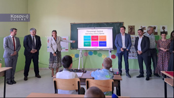 Pametna tabla za školu u Gračanici