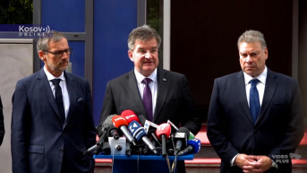 Lajčak i Eskobar u Prištini