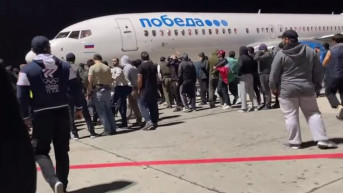 Propalestinski demonstranti upali na aerodrom u Dagestanu, traže putnike iz Tel Aviva Tviter
