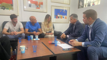 Miroljub Petrović sa porodicom Alona Ohela