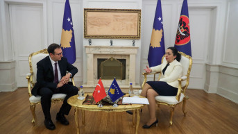 Vjosa Osmani sa turskim ambasadorom na Kosovu