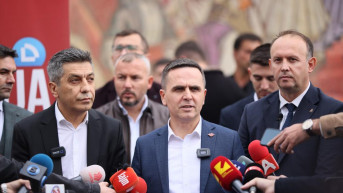 Albanska opozicija u Makedoniji formirala poslaničku grupu u Sobranju.jpg