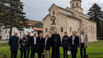 Nemački ambasadori u srpskom manastiru Visoki Dečani iz 14. veka