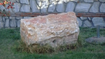 Ploča sa mapom velike Albanije