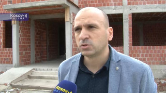 Načelnik Školske uprave Kosovske Mitrovice Blažo Dragović 