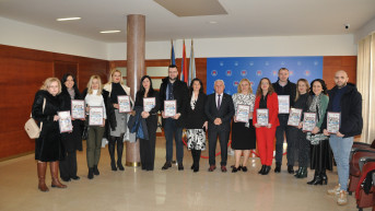 Arlov uručio zahvalnice prijedorskim školama za učešće u akciji pomoći deci sa KiM