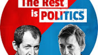Podkast "The Rest is Politics"